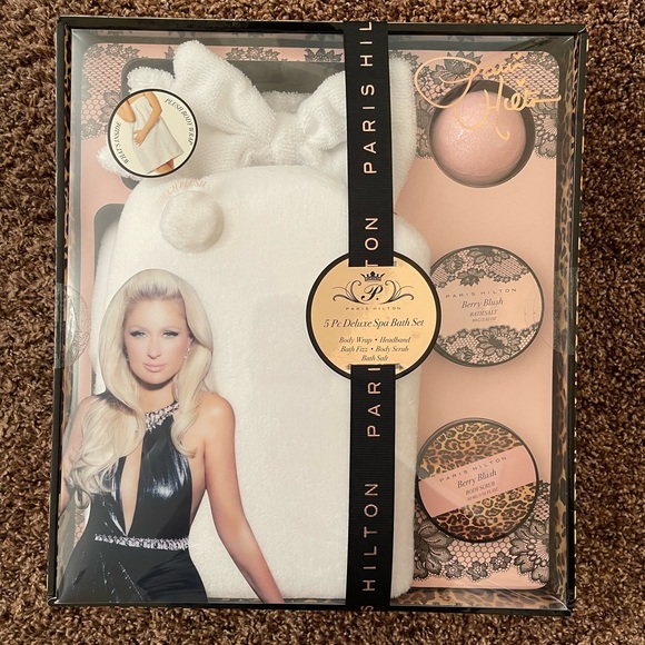 Paris Hilton | Bath & Body | Paris Hilton Spa Bath Set | Poshmark
